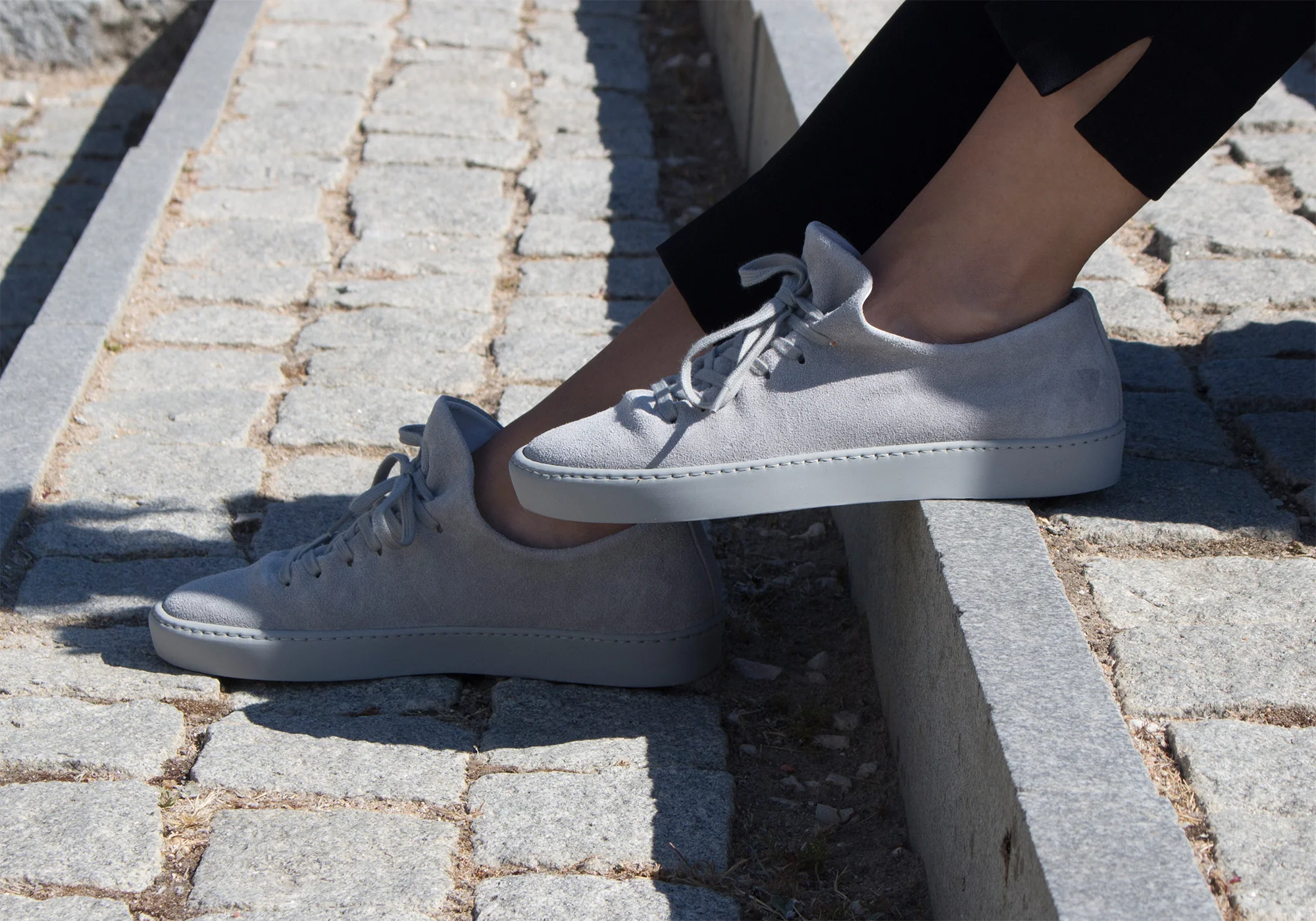 Atom Light Grey V.A. - Image 9