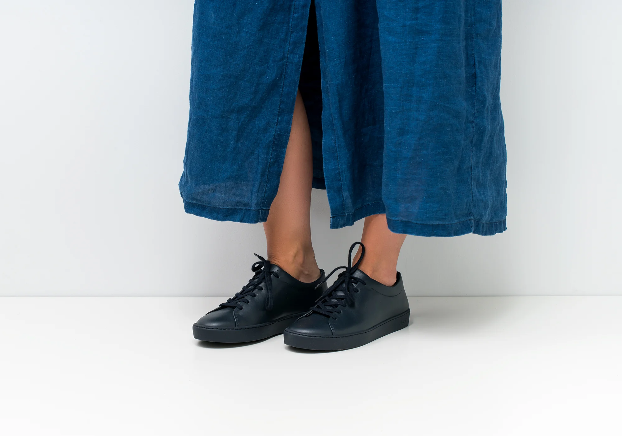 Royal Dark Blue V.A. - Image 10