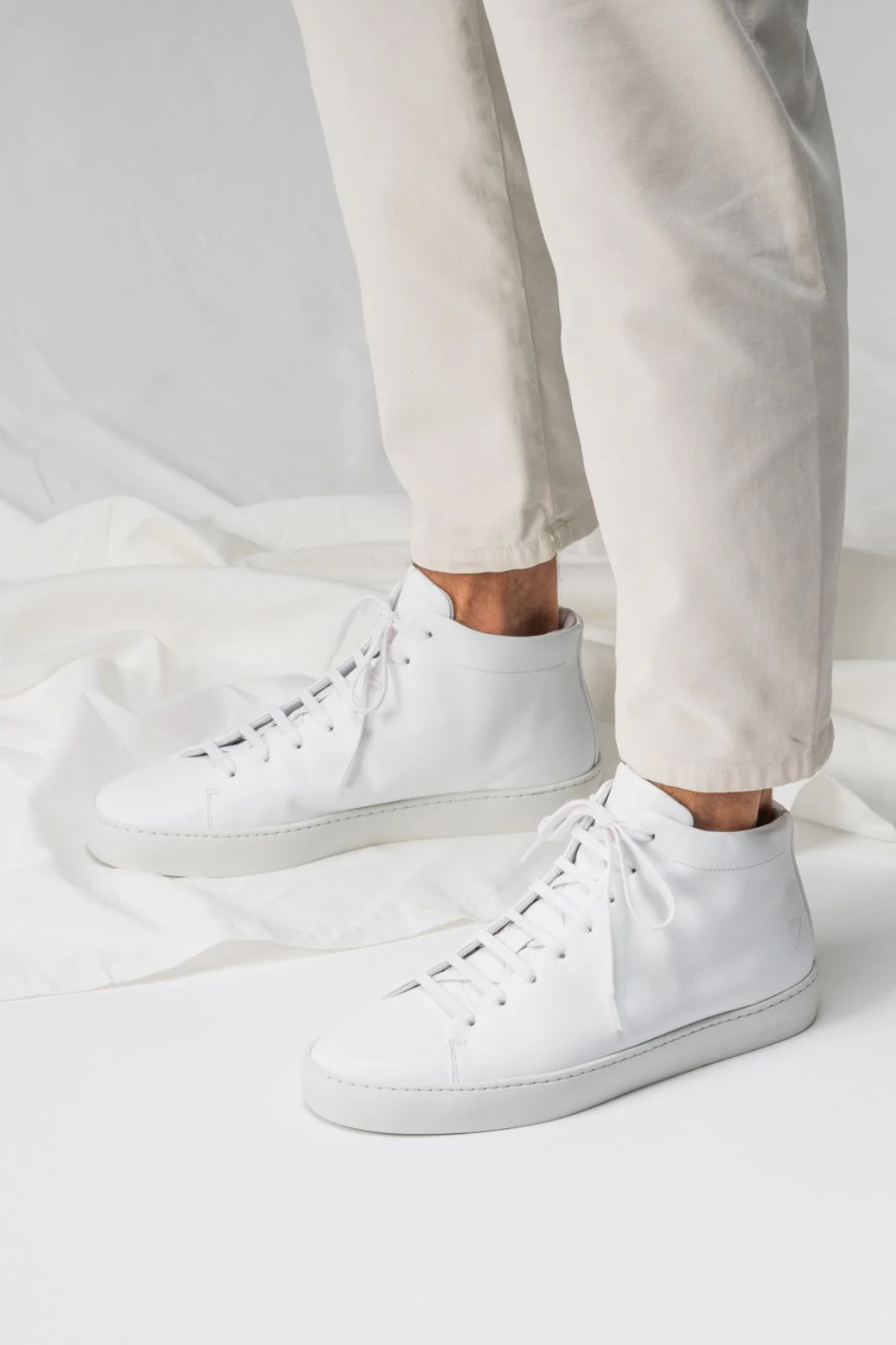 Royal Hi White - Image 12