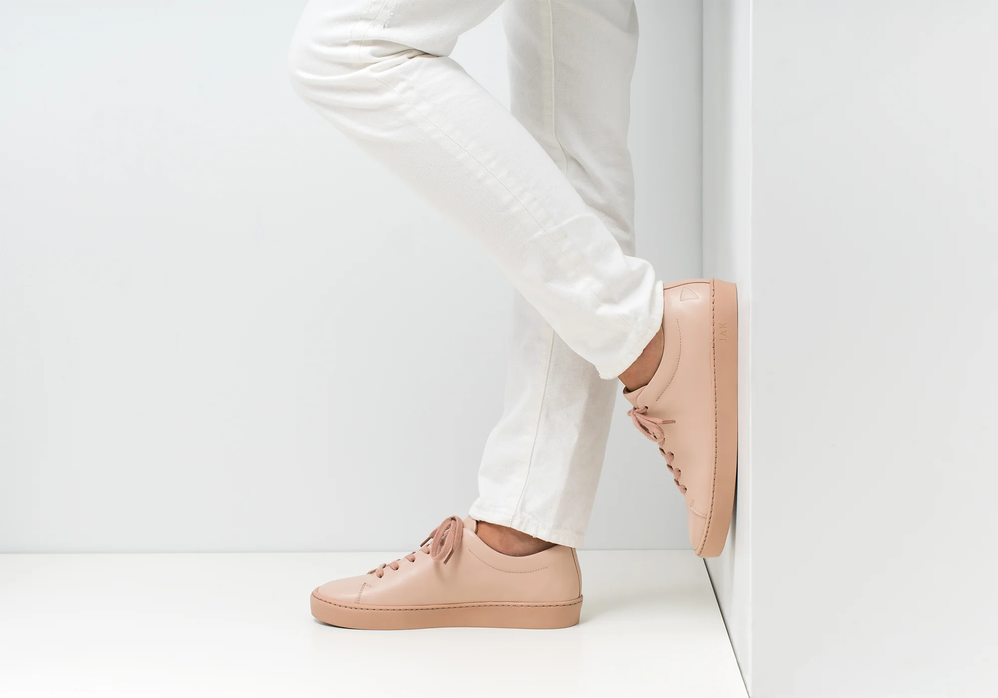 Royal Nude V.A. - Image 11